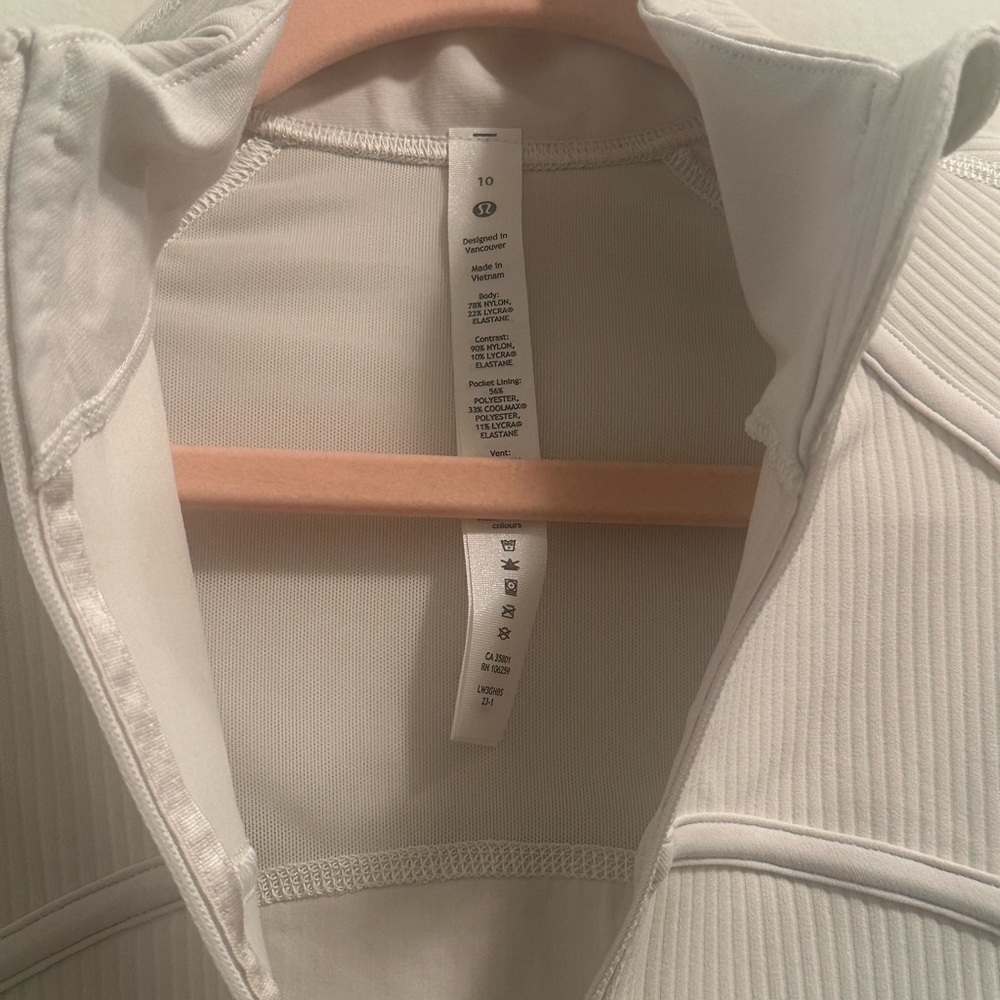 Lululemon Cropped Ribbed Define Jacket Bone Size … - image 2
